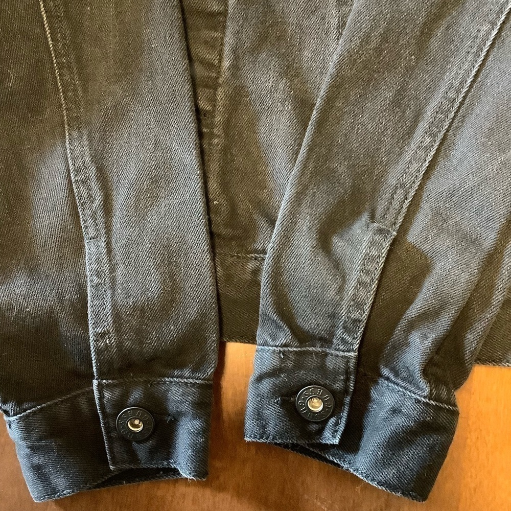 GUESS Jean Jacket. Size S - Picture 7 of 8